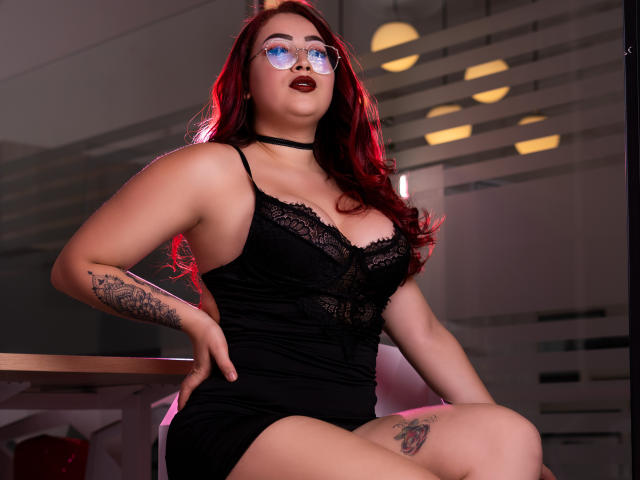 NikkitaRedd - Live Sex Cam - 11861896