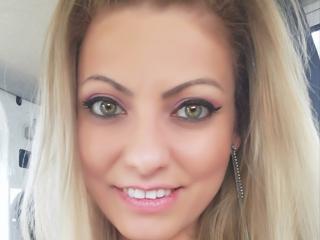 SquirtyAngelina - Live sex cam - 11870840