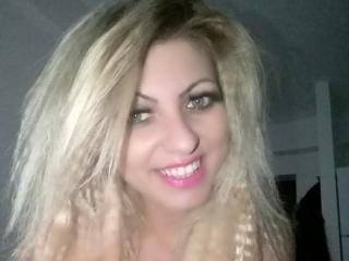 SquirtyAngelina - Live sex cam - 11871044