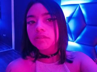 AmelieLoiret - Live sexe cam - 11875016