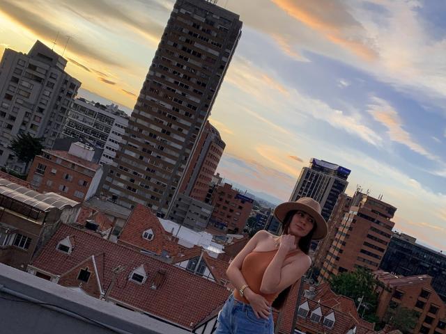 AlisonMeyer - Sexe cam en vivo - 11880392