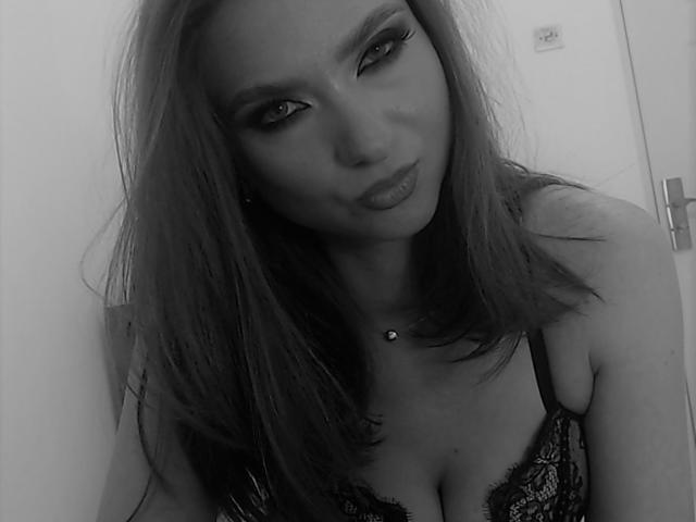 MissKarinaNice - Live sex cam - 11885208
