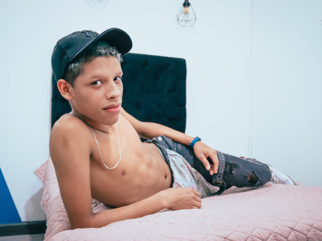 RyanWills - Live porn &amp; sex cam - 11891836