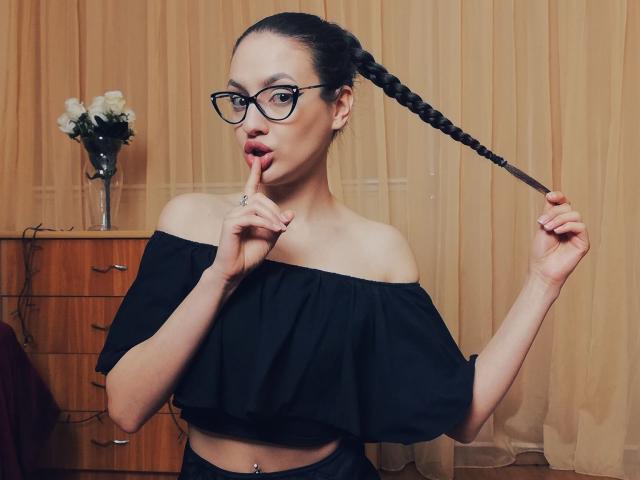 VievienneClemente - Live Sex Cam - 11915328