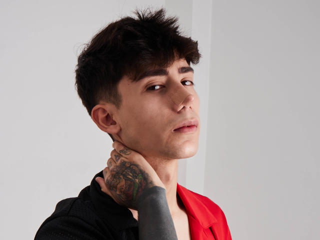 DwayneX - Live Sex Cam - 11917800