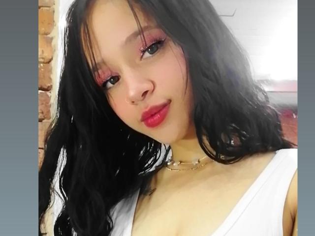 KloeThompson - Live Sex Cam - 11920816