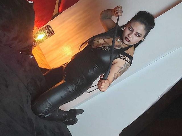 VeronaHellsing - Live sex cam - 11923032