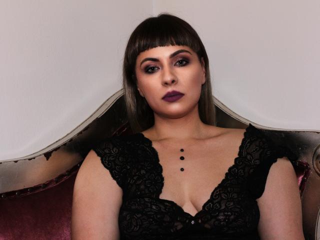GravityGoddess - Live sex cam - 11939672