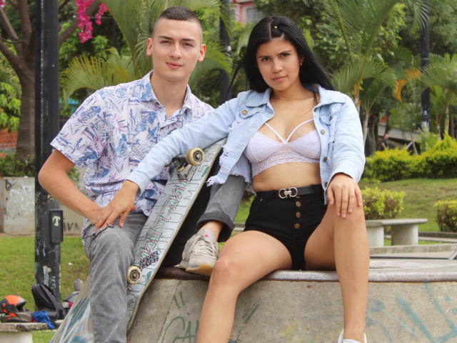 SamuelAndEmily - Élő pornó és szexkamera - 11989188