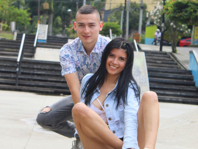 SamuelAndEmily - Élő pornó és szexkamera - 11989216