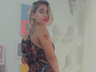 AliceAbernaty - Live porn & sex cam - 11998704