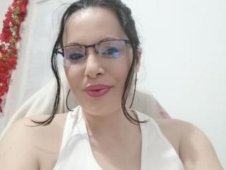 ChaudeAlexya - Live porn & sex cam - 12010796