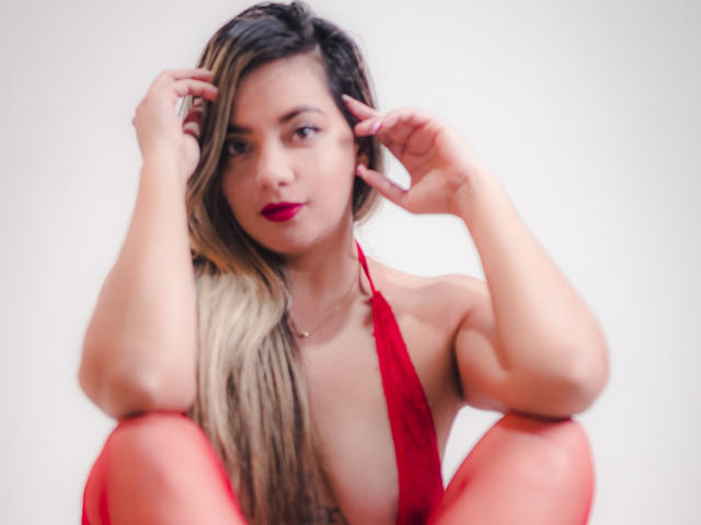 AbrilClark - Sexe cam en vivo - 12011840