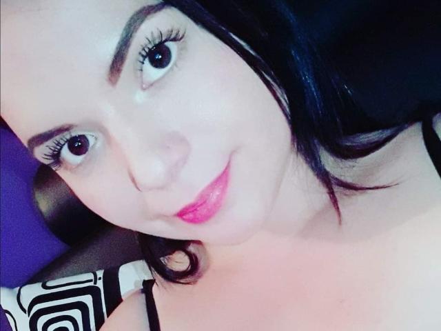EmmaGreey - Live sex cam - 12033024