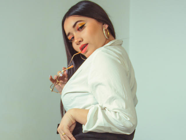 DaphneTaylor - Live Sex Cam - 12051088