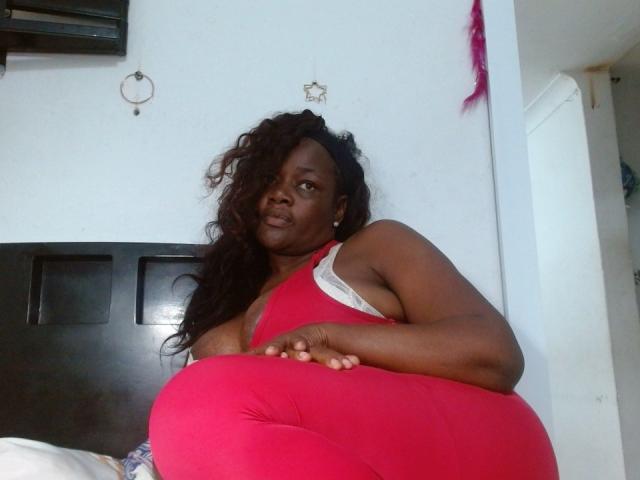 DirtyShortBabe - Sexe cam en vivo - 12052576