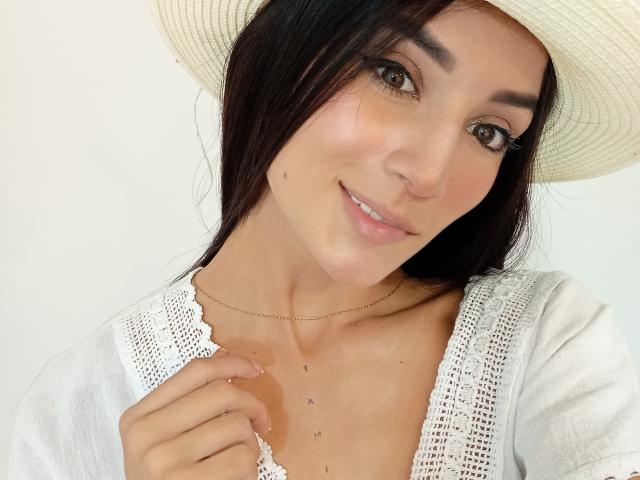 WitneyStoica - Live sexe cam - 12055168