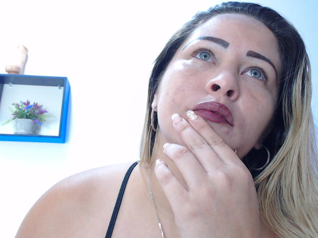 WandaaFox - Live porn &amp; sex cam - 12085720