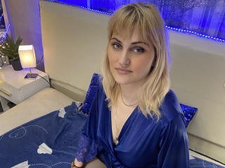 AmandaPrice - Live porn &amp; sex cam - 12092592