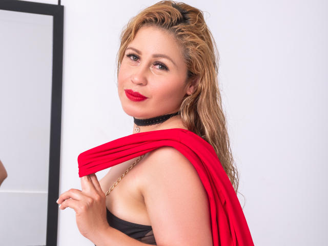 ArianaWilker - Sexe cam en vivo - 12120988