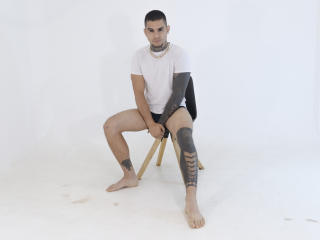 OlivierTylers - Live porn & sex cam - 12123376