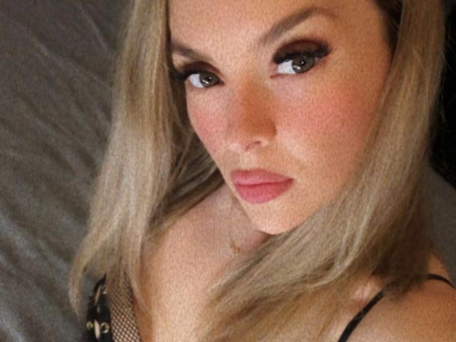 SophieDeee - Live Sex Cam - 12133700