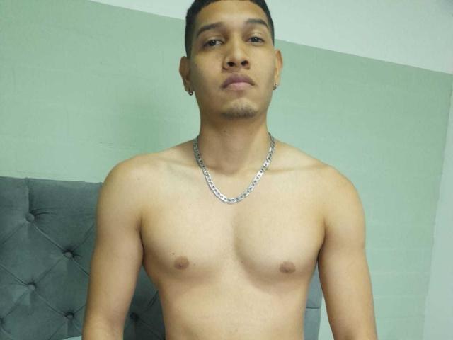 IanSexxy - Live sexe cam - 12140728