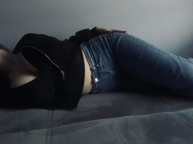 RileyFire - Live sex cam - 12143624