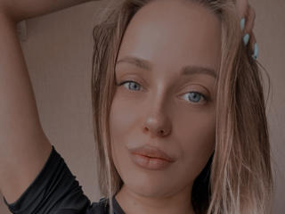 AnneHoferman - Live porn & sex cam - 12154472