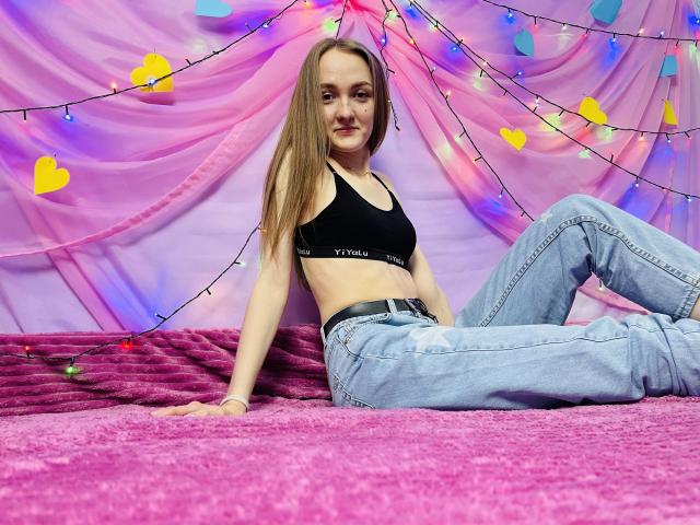 NatalieGrovs - Live sex cam - 12162324