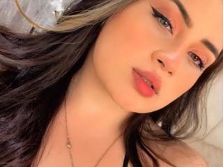 SaraHuffman - Live porn & sex cam - 12167364