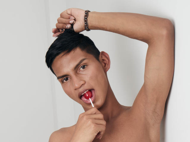 AndyX69 - Live Sex Cam - 12182456