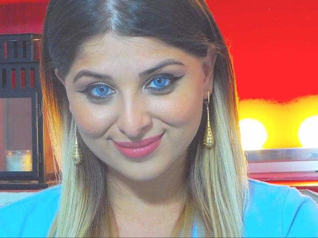 HalleyBB - Live sex cam - 12196264