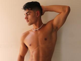 DavidaPonte - Live porn & sex cam - 12196384