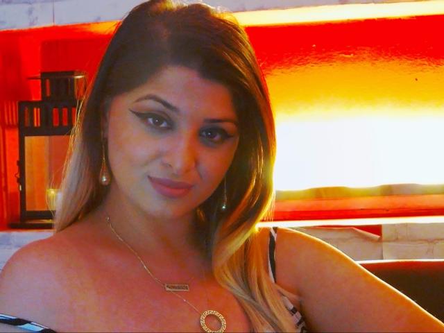 HalleyBB - Live sex cam - 12212692