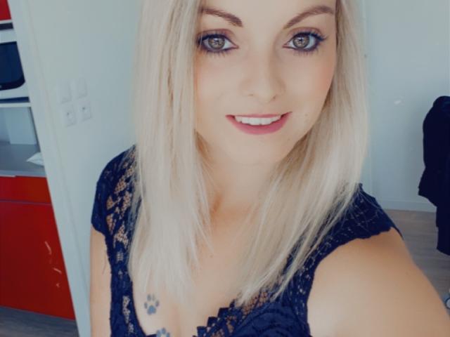 CuteLola69 - Live porn &amp; sex cam - 12225080