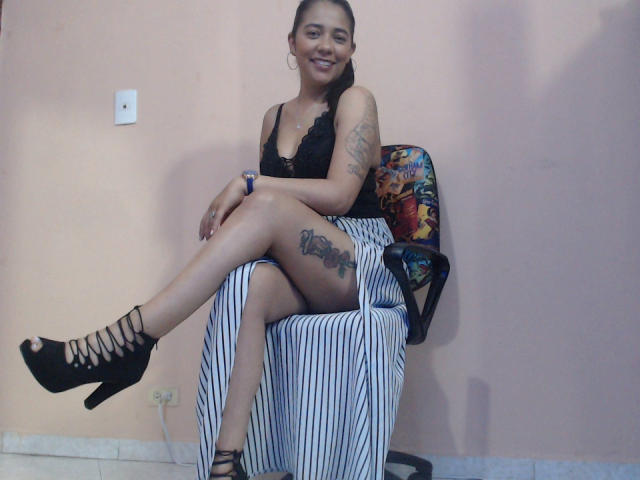 PauletteLove - Live sexe cam - 12232224