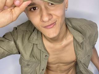 LoganD - Sexe cam en vivo - 12239096