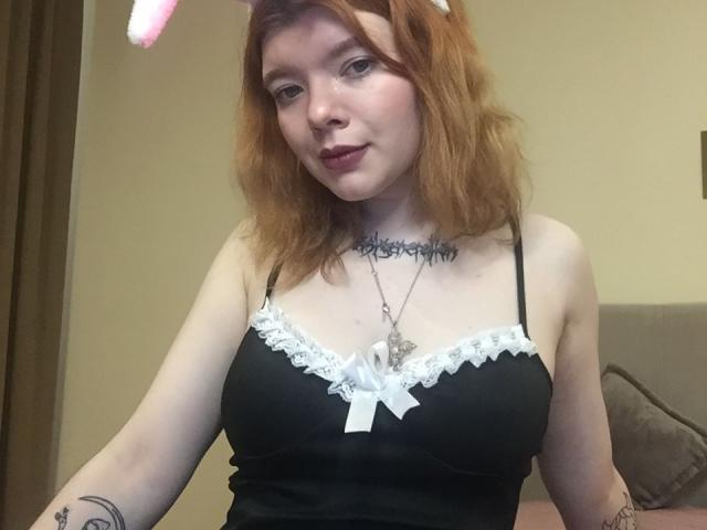 ChillOutt - Live sex cam - 12272728