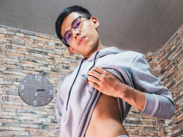 JacobiVanovic - Live porn &amp; sex cam - 12289996