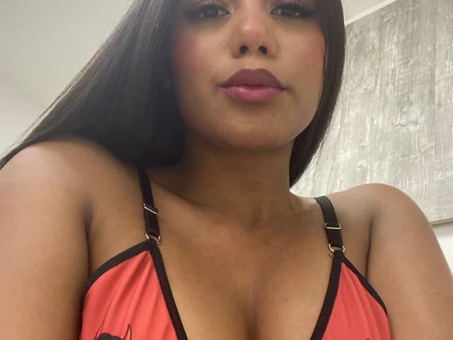 LissReyes - Live Sex Cam - 12301156