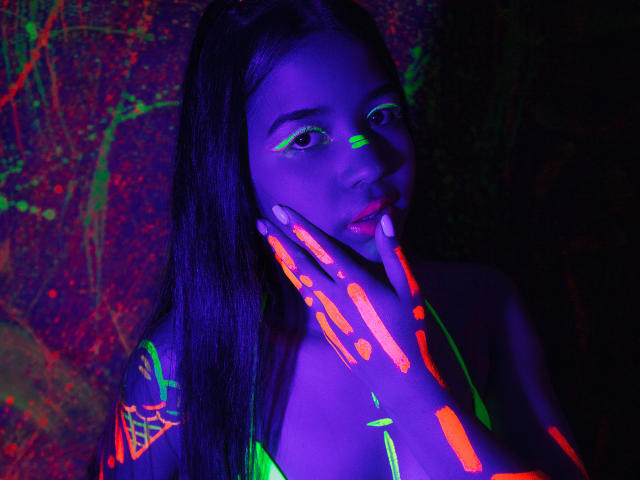 AlisonEscobar - Live Sex Cam - 12311036