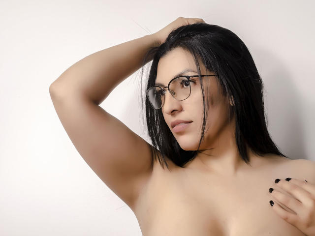 JanetteRider - Live sex cam - 12333876