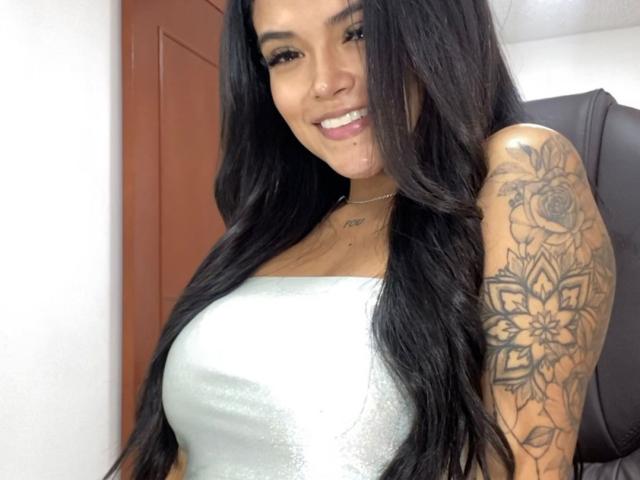 MajoJones - Live sex cam - 12340100