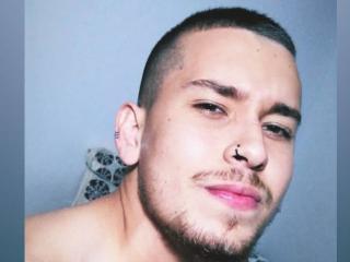 KevSexy - Live sexe cam - 12350892