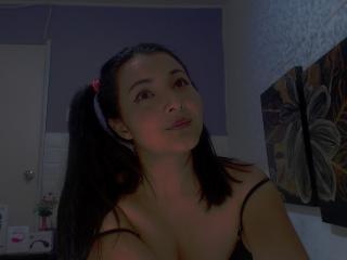 Shanaya - сексуальная веб-камера в реальном времени - 12358936