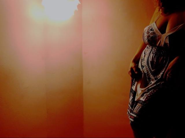 HalleyBB - Live sex cam - 12362072