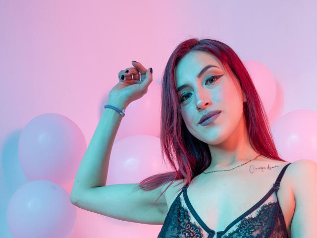 AlissaBrown - сексуальная веб-камера в реальном времени - 12378300