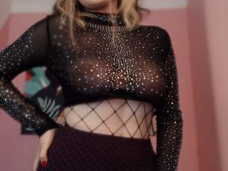 MabyLegrand - Live porn & sex cam - 12387060