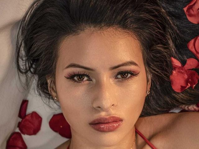 HannaRobertss - Sexe cam en vivo - 12405012